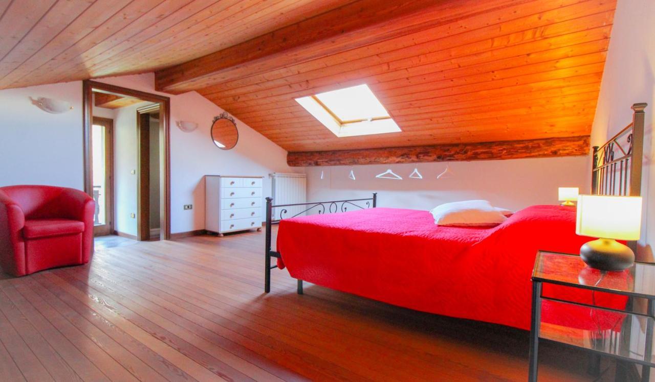 Da Anna Villa Cremia Bagian luar foto